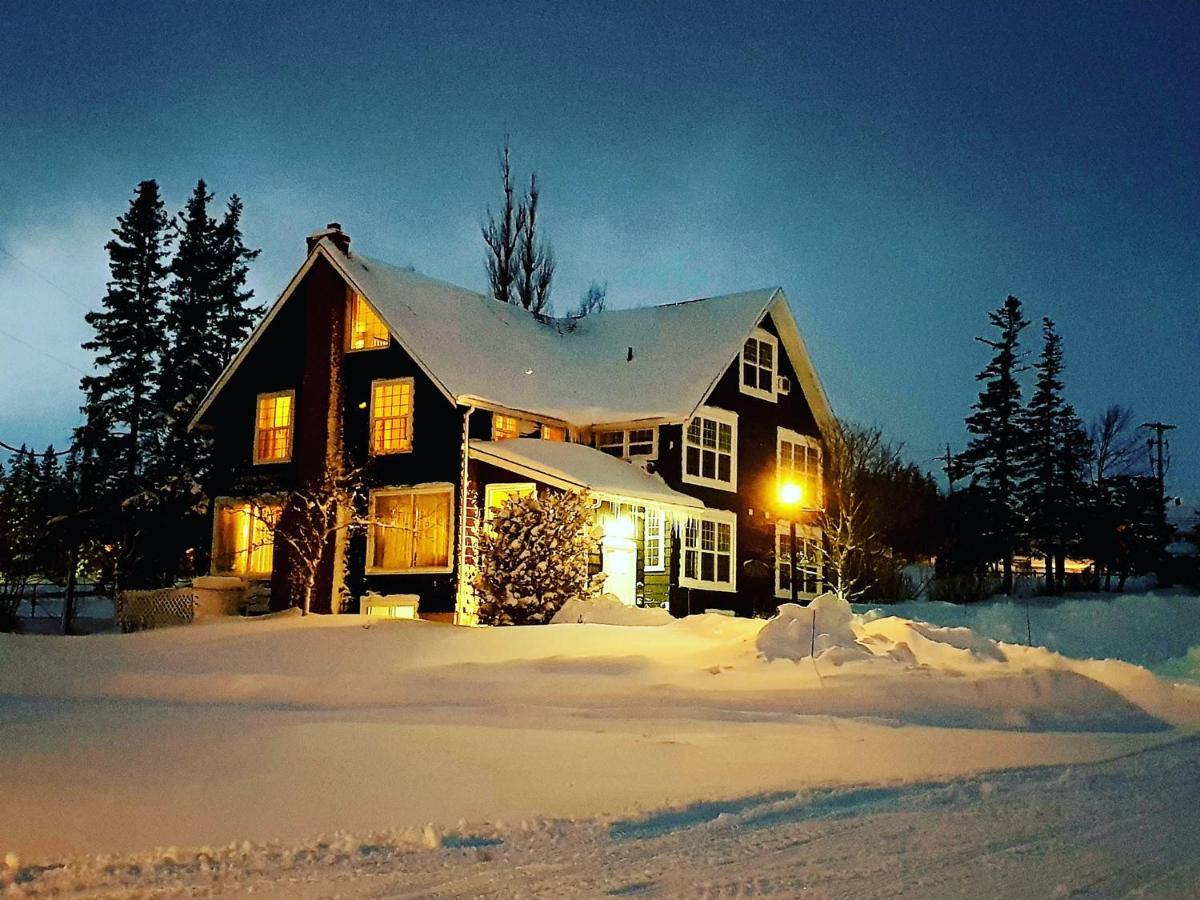Inverary Resort Baddeck Exterior photo