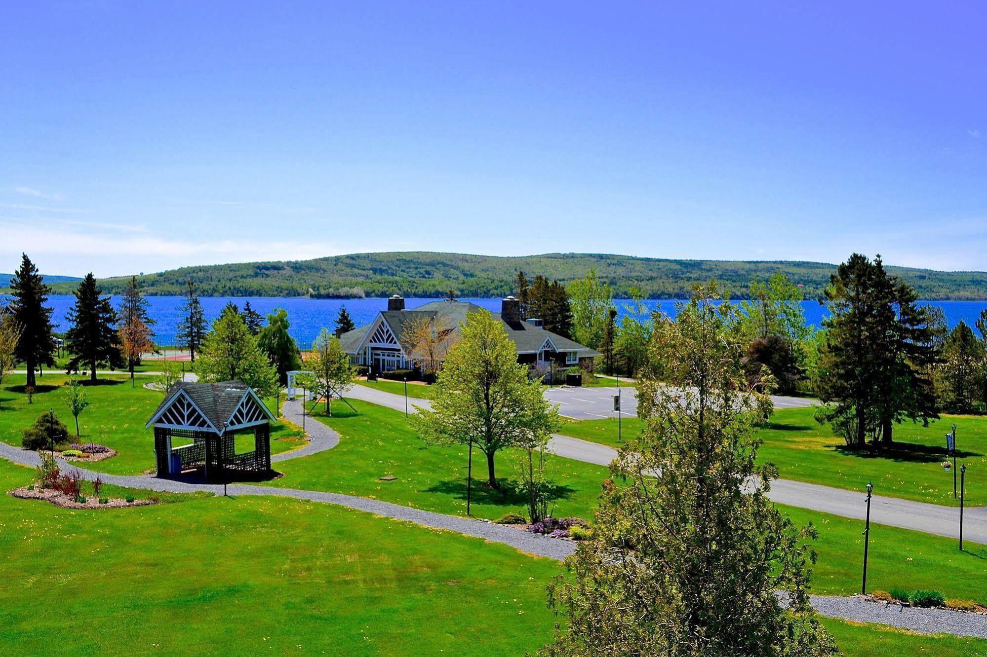 Inverary Resort Baddeck Exterior photo